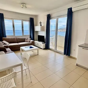white-apartments.albaniahotels.org/