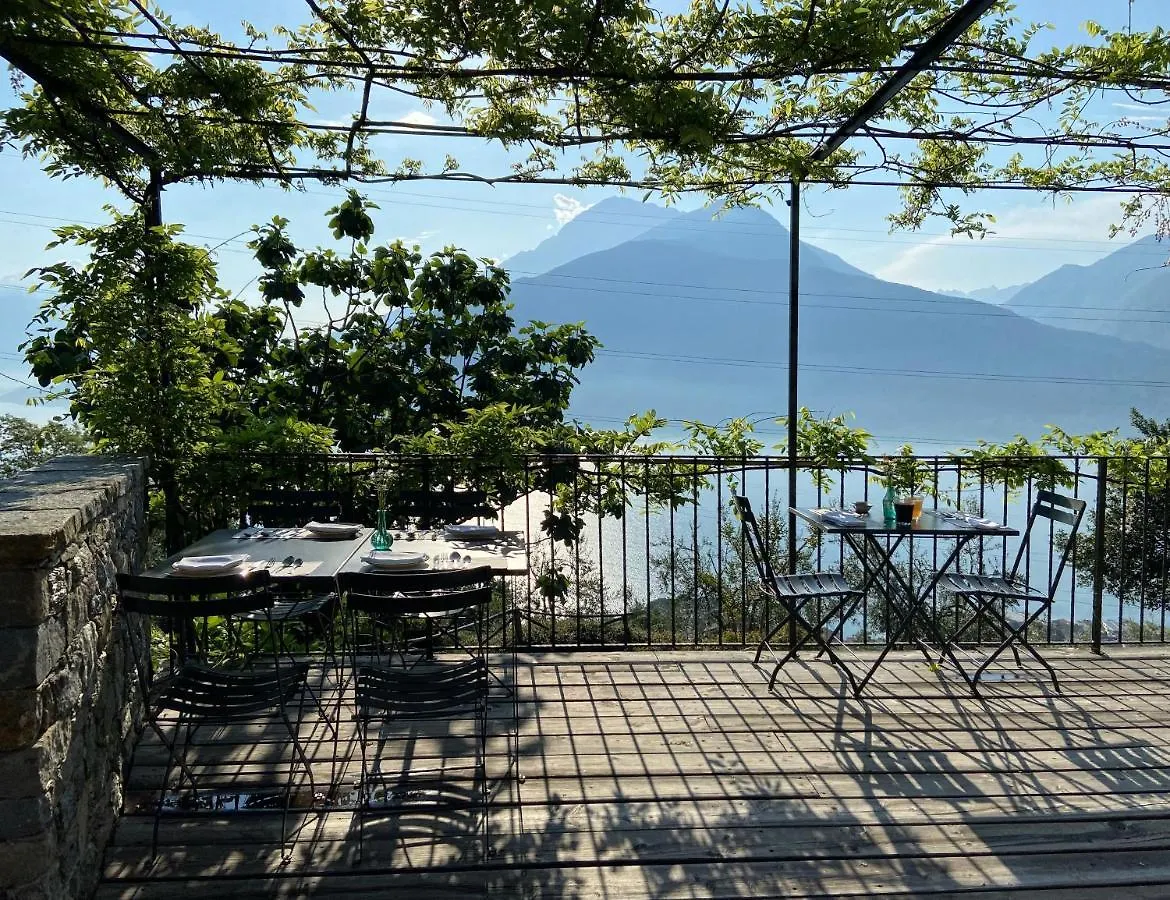 בית חווה Pianello Del Lario Agriturismo Treterre